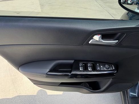 Used 2021 Kia Sportage EX FWD image 24
