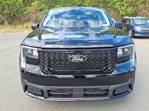 New 2025 Ford Maverick Lariat w/ Black Appearance Package image 2