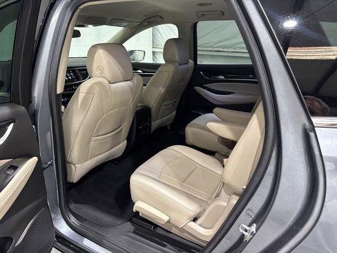 Used 2019 Buick Enclave Essence image 59