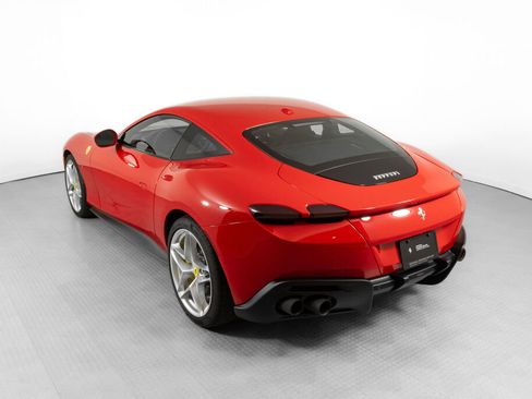 Certified 2021 Ferrari Roma image 17