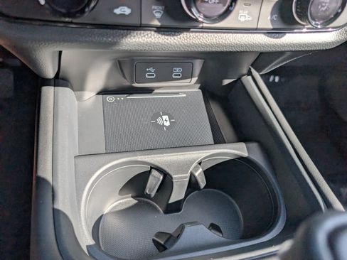 Certified 2026 Honda HR-V Sport image 23