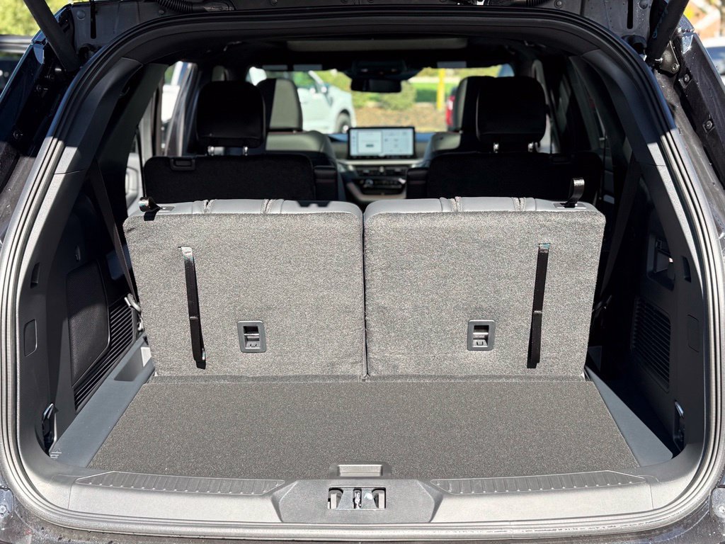 New 2027 Ford Explorer ST-Line w/ Premium Package AWD/4WD image 23