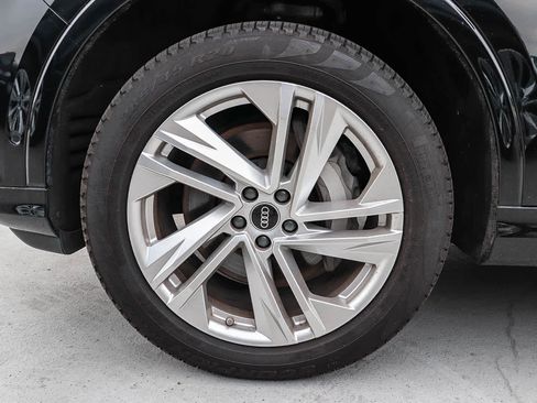 Used 2023 Audi Q7 2.0T Premium w/ Convenience Package image 28