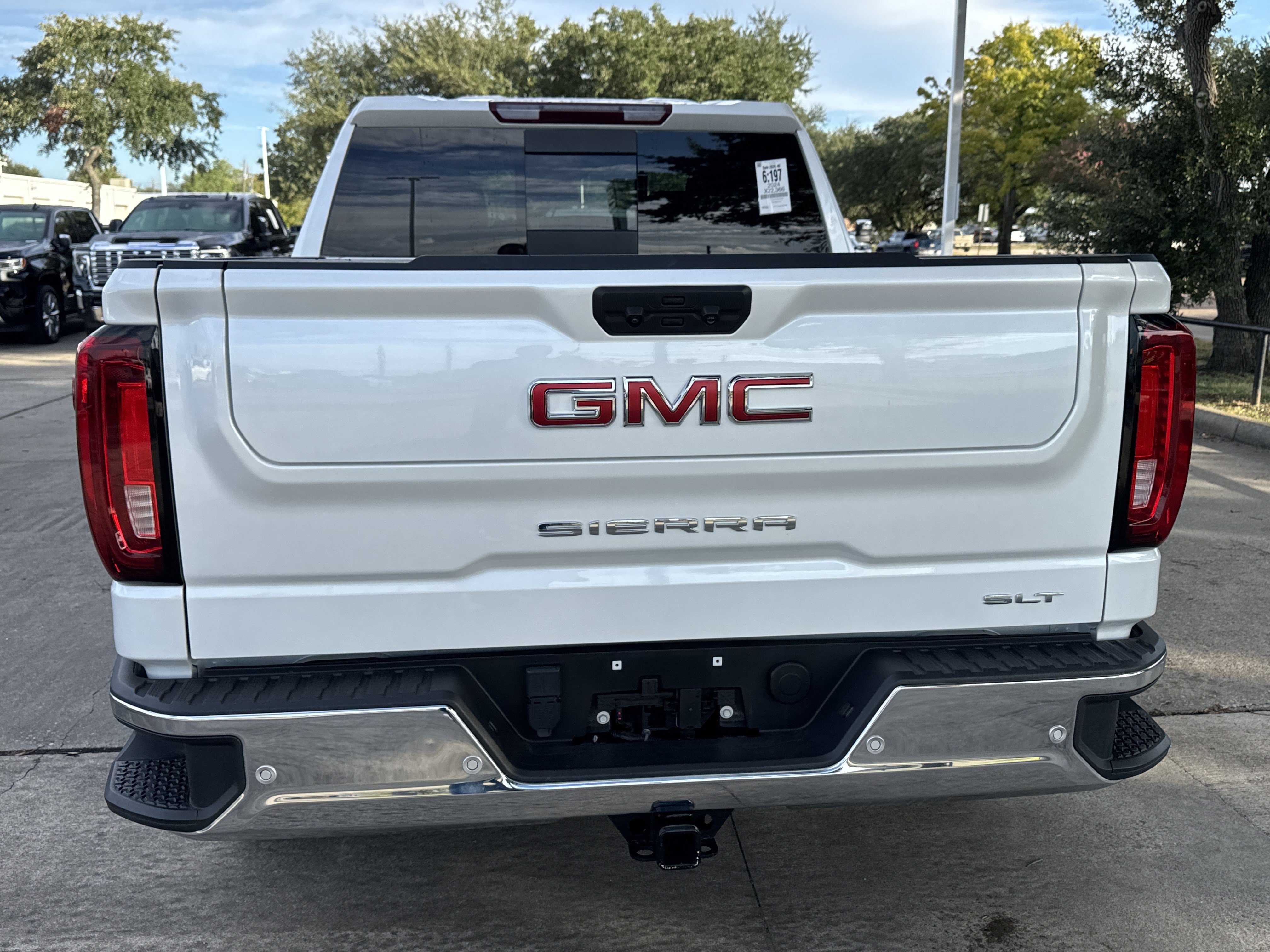 Used 2024 GMC Sierra 1500 SLT RWD image 10