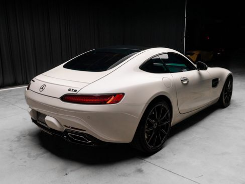 Used 2016 Mercedes-Benz AMG GT S image 33