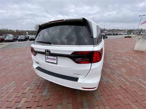 Used 2024 Honda Odyssey Sport image 34