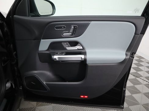 New 2026 Mercedes-Benz GLB 250 image 26