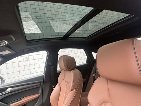 Used 2023 Audi Q5 2.0T Premium Plus image 24