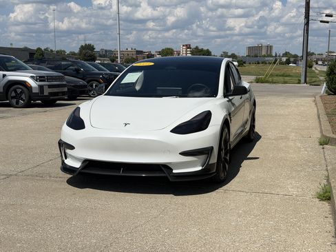 Used 2023 Tesla Model 3 Performance AWD/4WD image 13