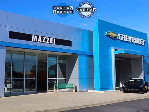 Used 2023 Chevrolet Bolt EUV LT w/ Comfort Package image 41