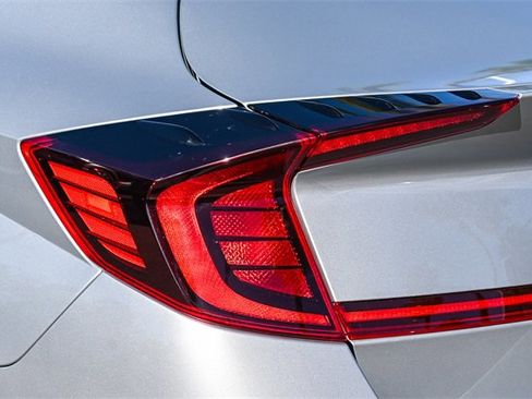 Certified 2023 Hyundai Sonata SEL w/ Cargo Package image 9