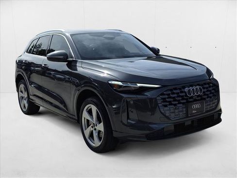 New 2025 Audi Q5 Premium Plus w/ Premium Plus image 3