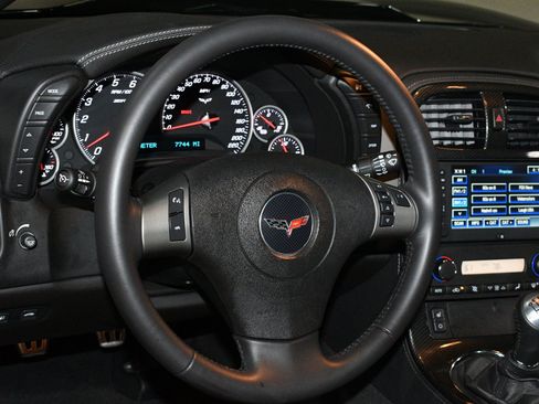 Used 2011 Chevrolet Corvette ZR1 w/ Preferred Equipment Group RWD image 23