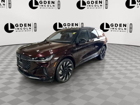 Used 2024 Lincoln Nautilus Reserve w/ Equipment Group 203A AWD/4WD image 4