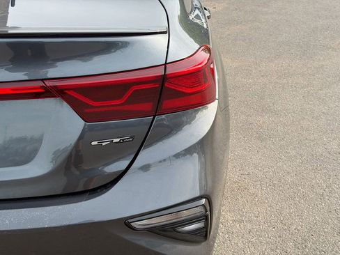 Used 2020 Kia Forte GT-Line w/ GT-Line Premium Package FWD image 11