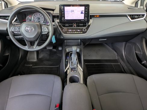 Used 2022 Toyota Corolla LE FWD image 15