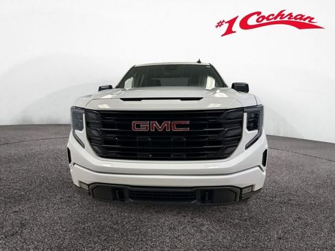 Certified 2023 GMC Sierra 1500 Elevation image 32