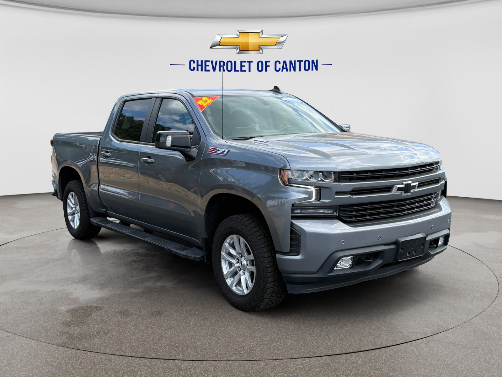 Used 2022 Chevrolet Silverado 1500 RST AWD/4WD image 3