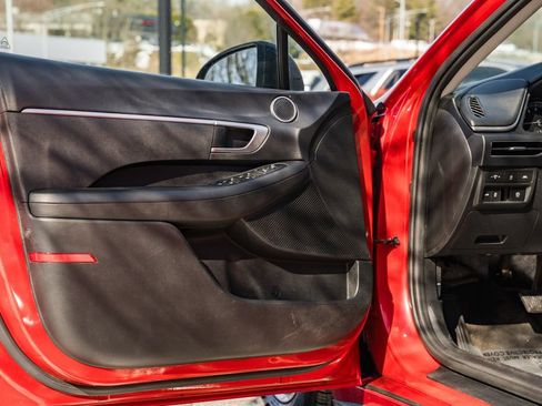 Used 2022 Hyundai Sonata SE image 32