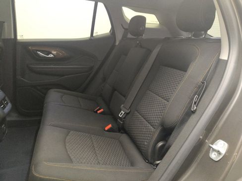 Used 2019 GMC Terrain SLE w/ Driver Convenience Package FWD image 18