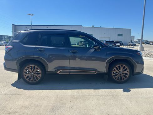 Used 2025 Subaru Forester Sport AWD/4WD image 4