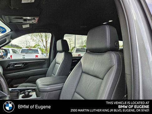 Used 2025 Chevrolet Tahoe LT AWD/4WD image 26
