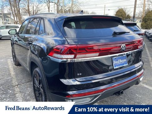 New 2026 Volkswagen Atlas Cross Sport SE image 4