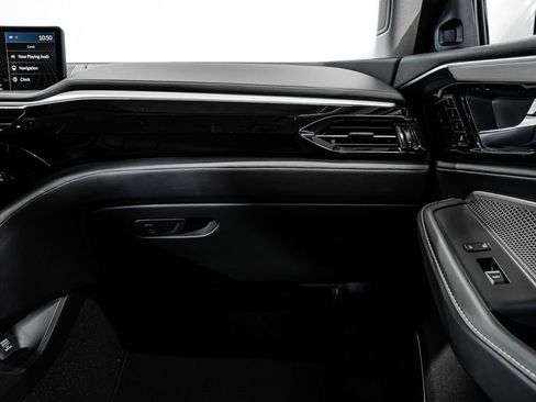 Certified 2024 Acura MDX FWD w/ Technology Package image 26