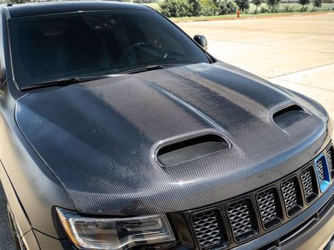 Used 2018 Jeep Grand Cherokee Trackhawk AWD/4WD image 16
