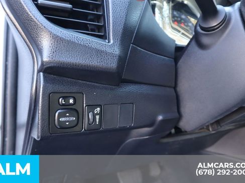 Used 2014 Toyota Corolla L image 11