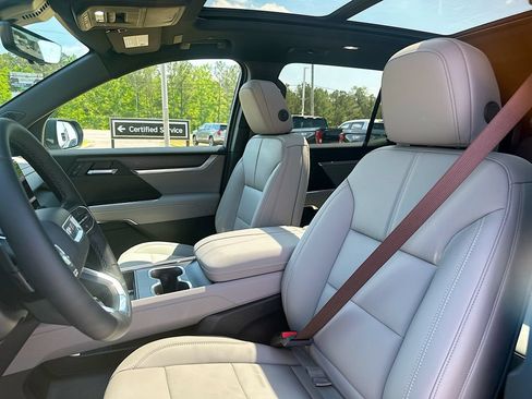 New 2026 GMC Acadia Elevation w/ Black Edition FWD image 8