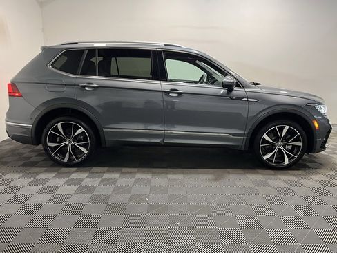 Used 2024 Volkswagen Tiguan SEL R-Line image 4