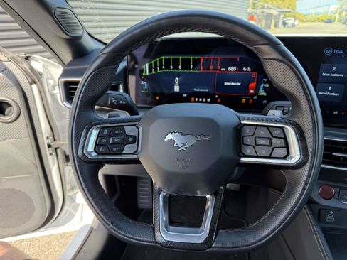 Used 2025 Ford Mustang GT Premium image 24