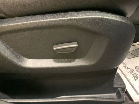 Certified 2022 Ford Edge SEL w/ Convenience Package image 12