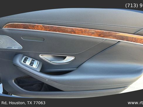 Used 2015 Mercedes-Benz S 550 Sedan image 36