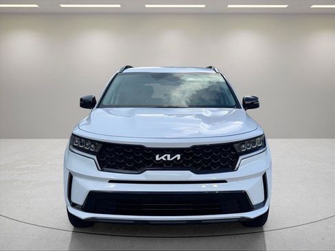 Used 2023 Kia Sorento S FWD image 8