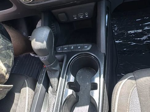 Used 2022 Chevrolet TrailBlazer LS AWD/4WD image 26