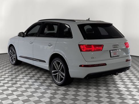 Used 2018 Audi Q7 3.0T Prestige w/ Prestige Package AWD/4WD image 3