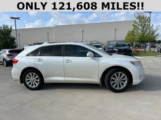 Used 2011 Toyota Venza FWD video 2
