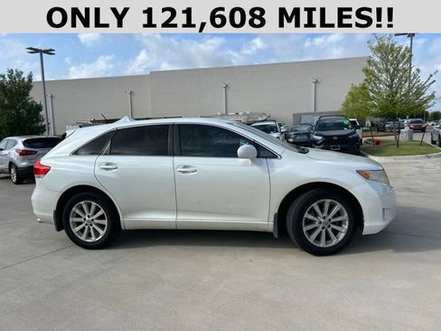 Used 2011 Toyota Venza FWD image 2