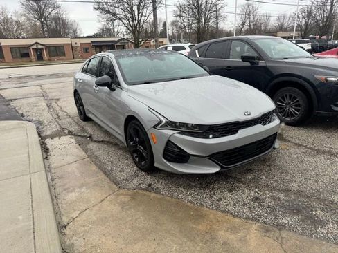 Used 2021 Kia K5 GT-Line image 2