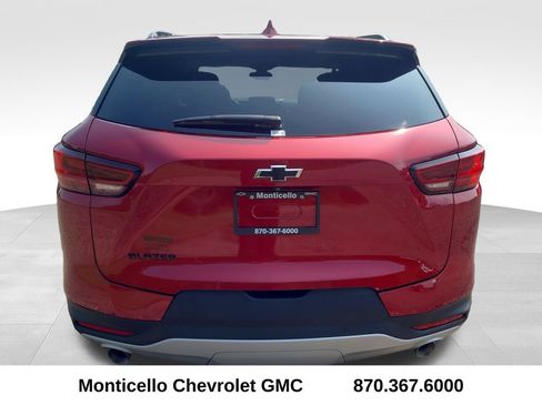 Used 2024 Chevrolet Blazer LT w/ Convenience Package FWD image 7