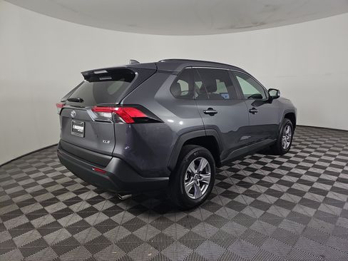 Used 2024 Toyota RAV4 XLE FWD image 31