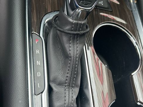 Used 2022 Chevrolet Malibu Premier FWD image 15