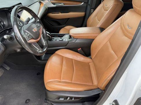 Used 2022 Cadillac XT5 Premium Luxury w/ LPO, Floor Liner Package image 10