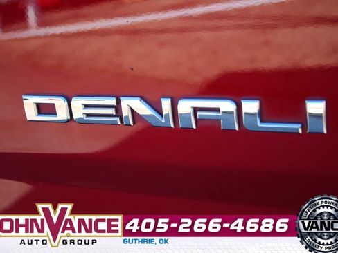 Used 2020 GMC Canyon Denali image 6