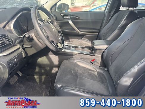 Used 2024 Mitsubishi Eclipse Cross SE image 10