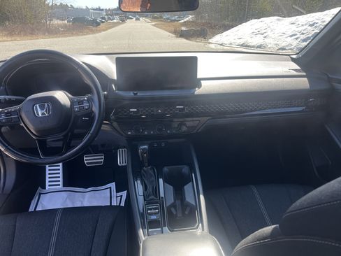 Used 2023 Honda Accord Sport image 18