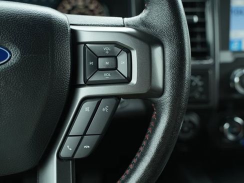 Used 2019 Ford F150 Lariat AWD/4WD image 32
