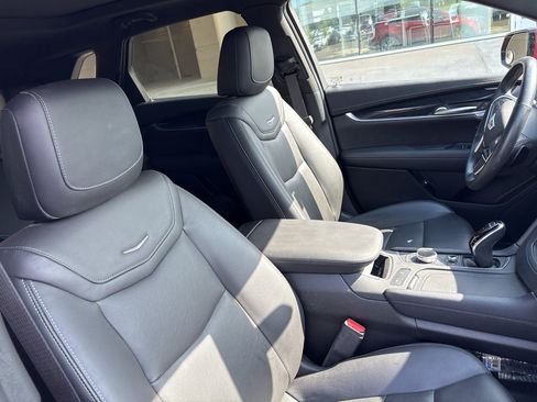Used 2024 Cadillac XT5 Premium Luxury AWD/4WD image 14
